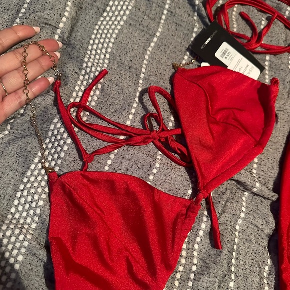 Burgundy Midi Dress - Picture 4 of 4